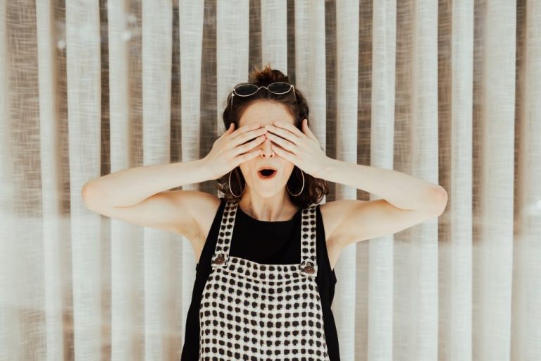 how to start an anonymous blog